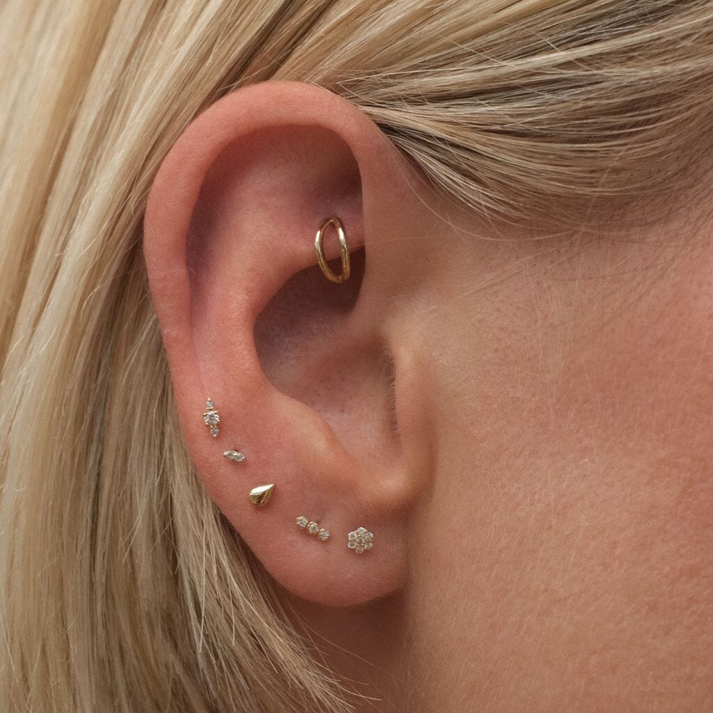 White Gold Pac Drip Piercing | Fine Piercings | Adornmonde