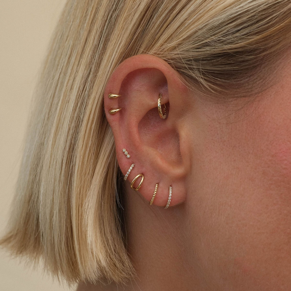 Medium drop hoop pierce（silver925）