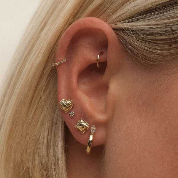 Bardot square quilted piercing