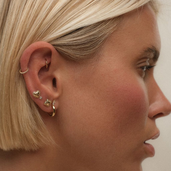 Bardot square quilted piercing