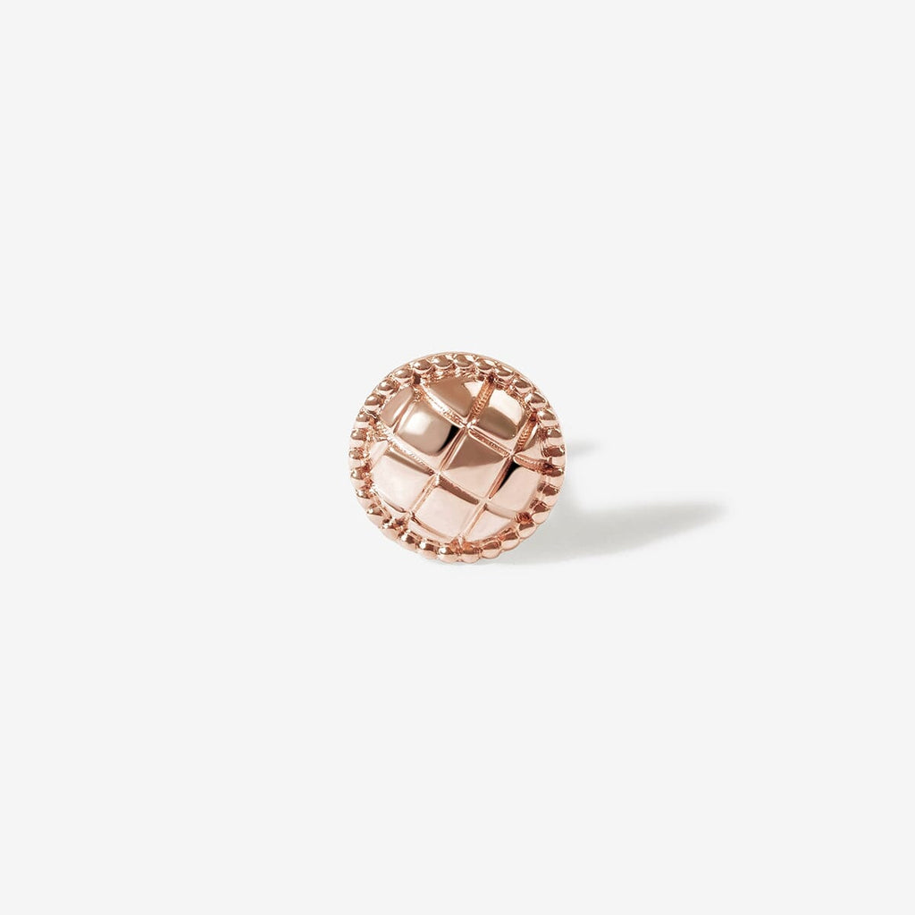 Loren round quilted piercing