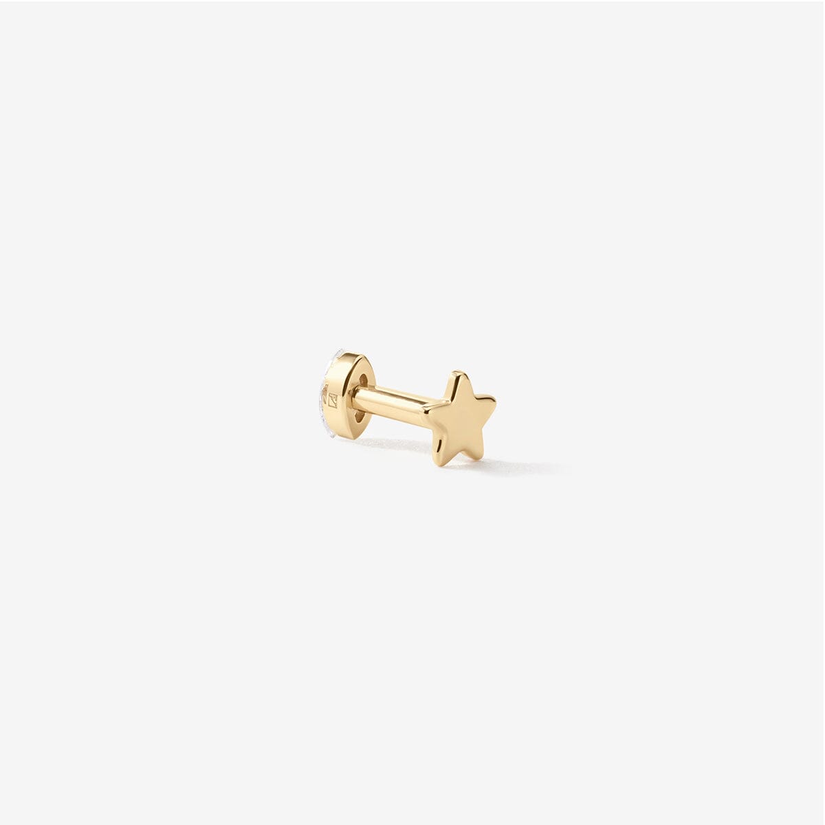 Gold star-shaped stud with a flat back.
