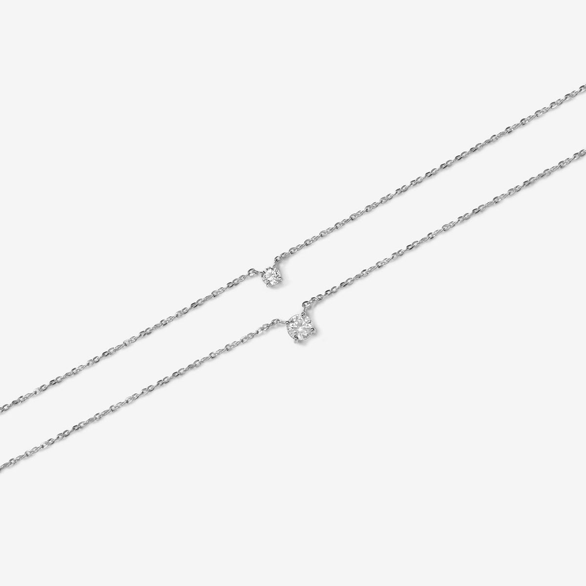 Max round diamond necklace