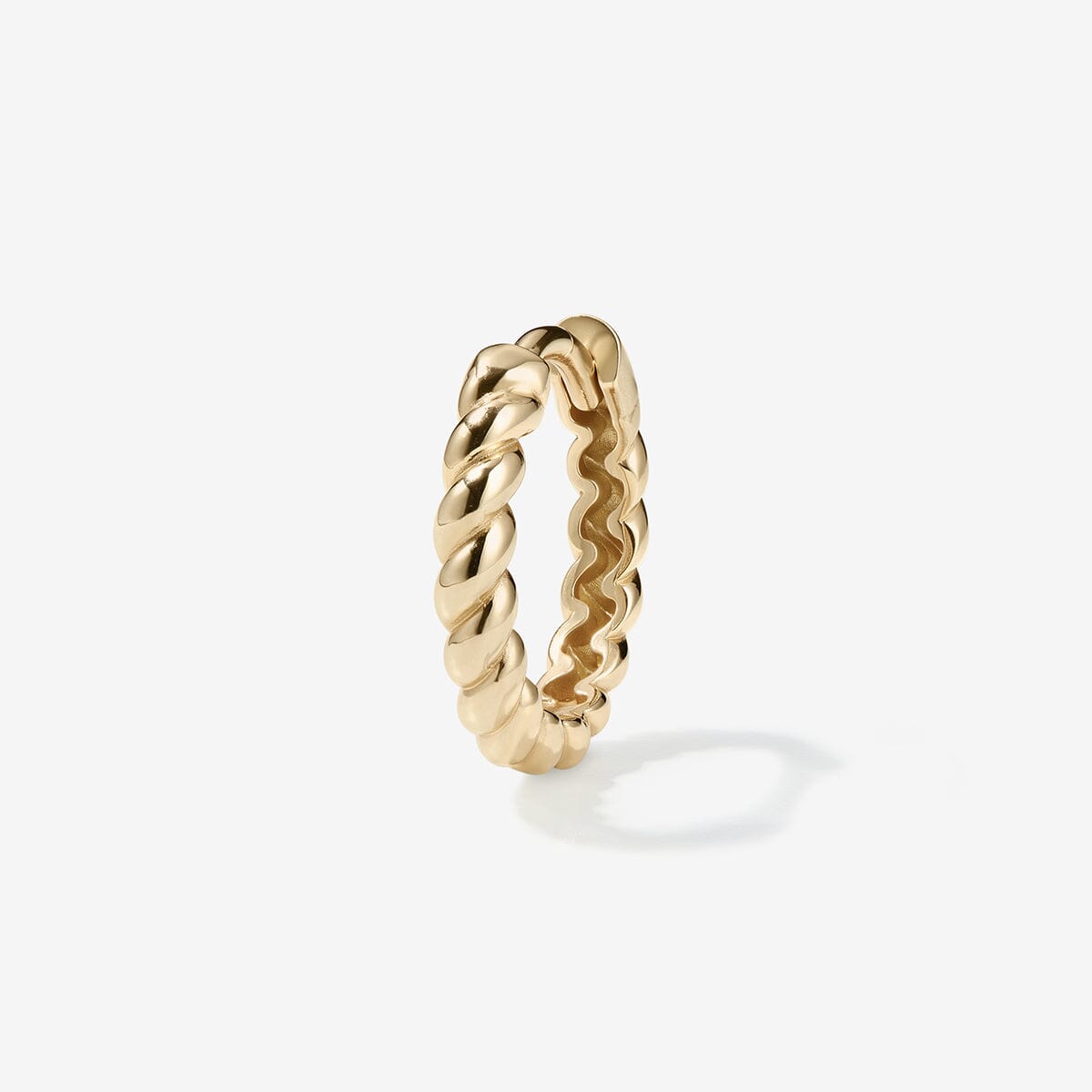 Smith rope hoop piercing