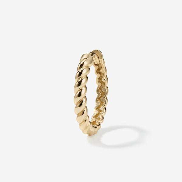 Smith rope hoop piercing