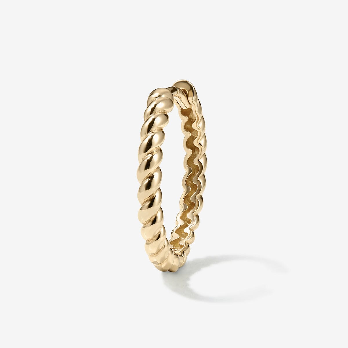 Smith rope hoop piercing