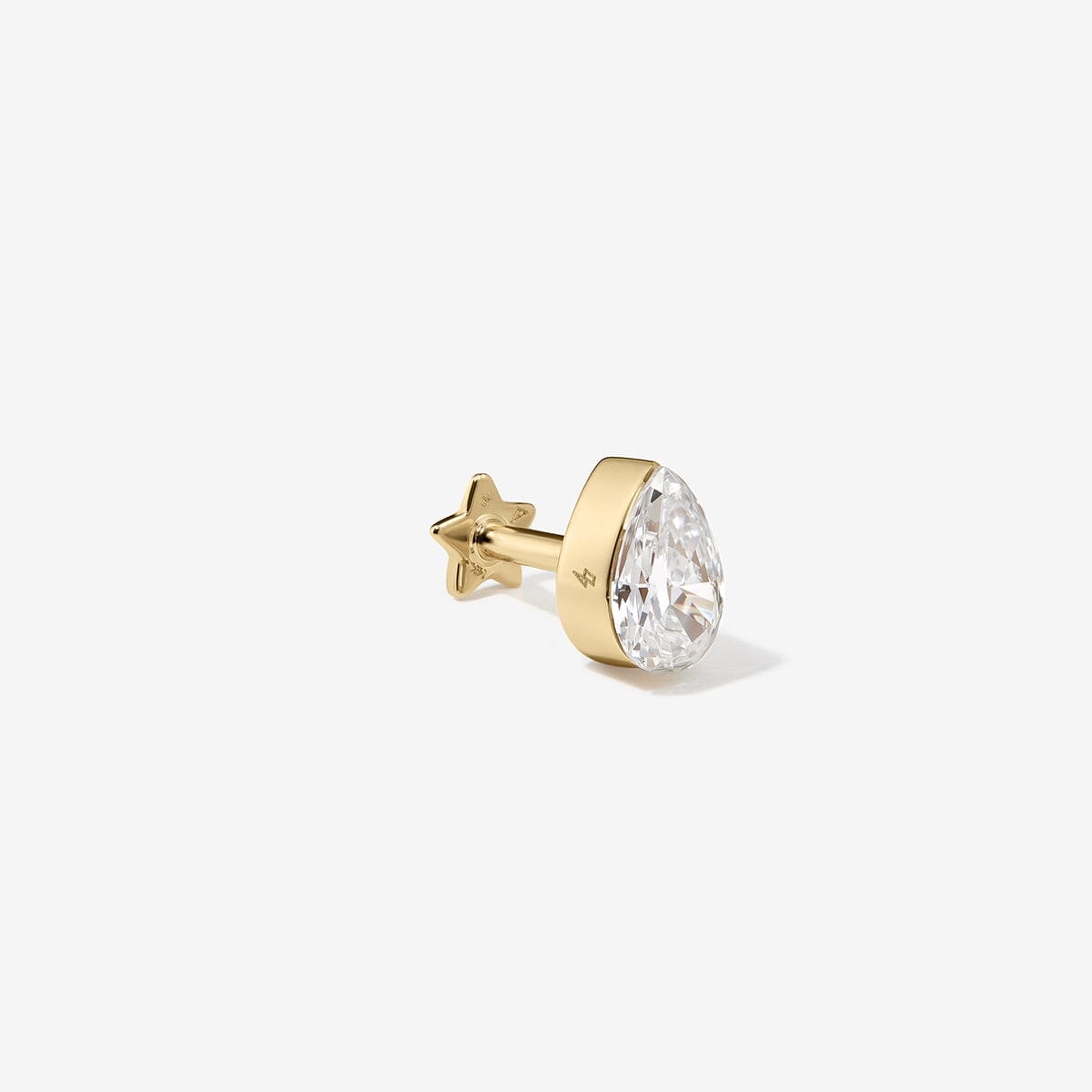 Hugh pear Lab Air™ diamond piercing