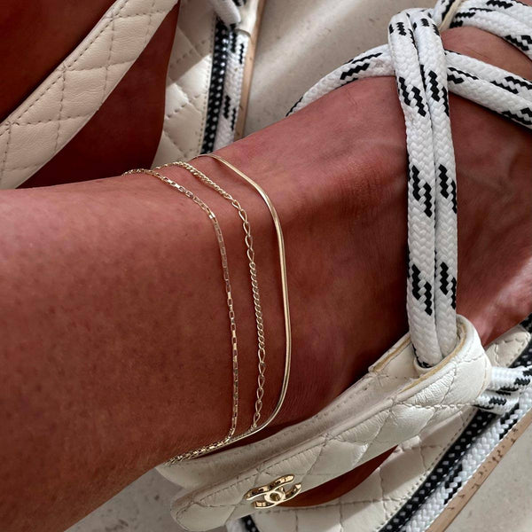 Koda ornate curb chain anklet