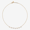 Met pearl necklace