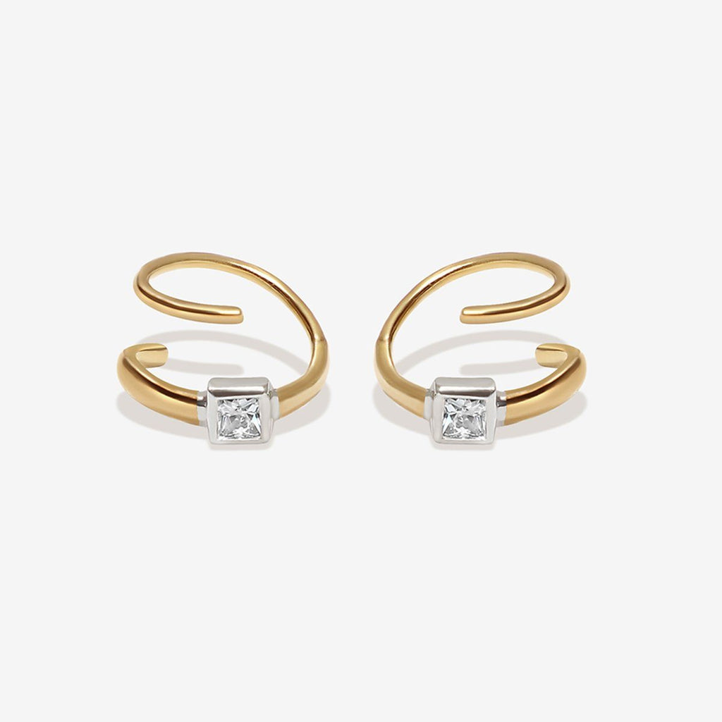 Meta twist earrings