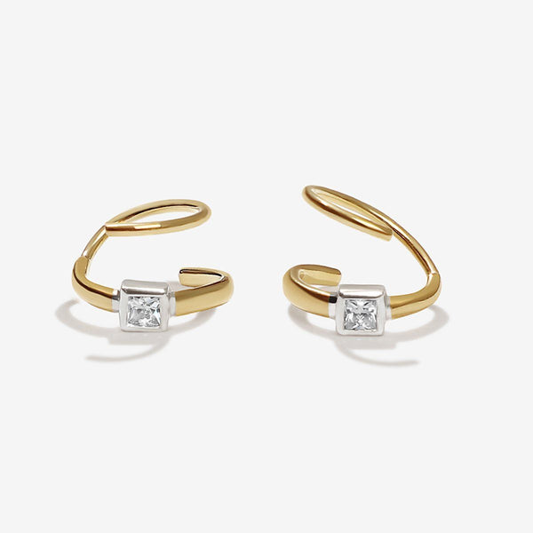 Meta twist earrings
