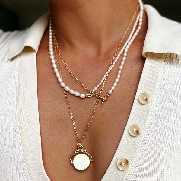 Zoet pearl necklace